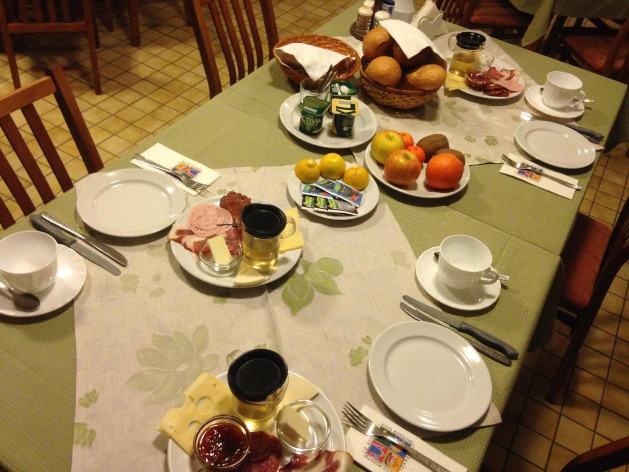 Koller Panzio Hotel Bonyhad Bagian luar foto